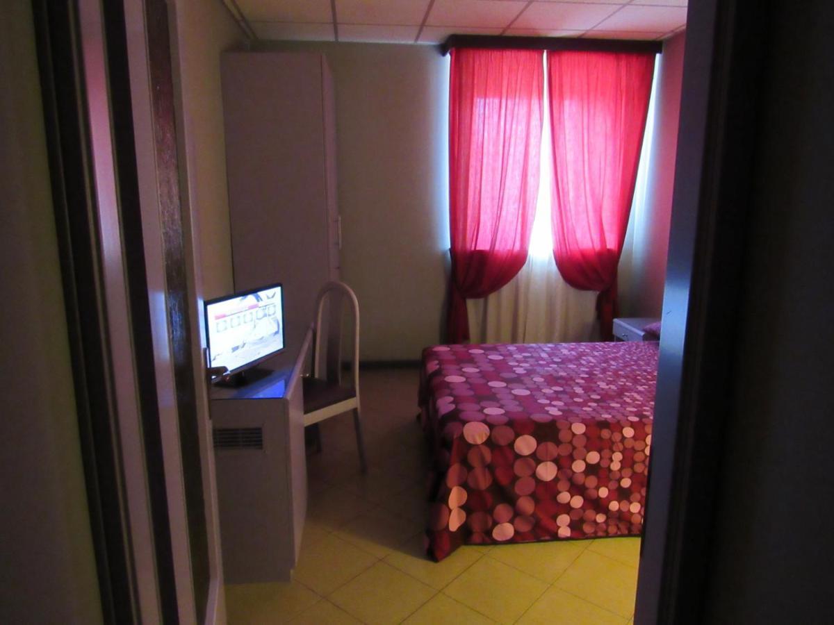 B&B The Sun Swimming & Pool Torino Dış mekan fotoğraf