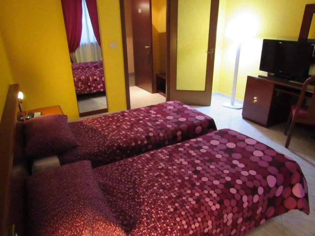 B&B The Sun Swimming & Pool Torino Dış mekan fotoğraf